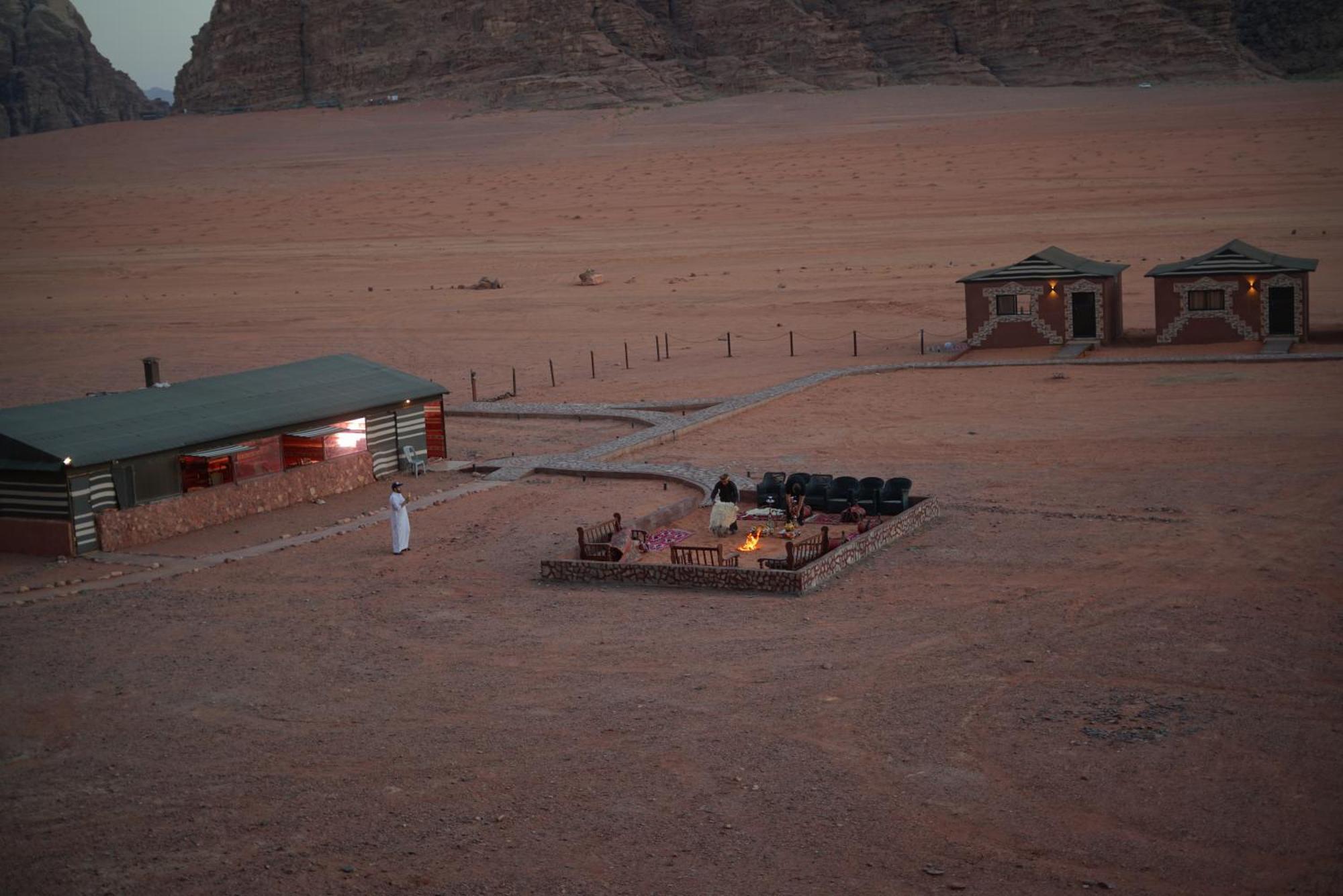 Magic Bedouin Star Hotel Wadi Rum Luaran gambar