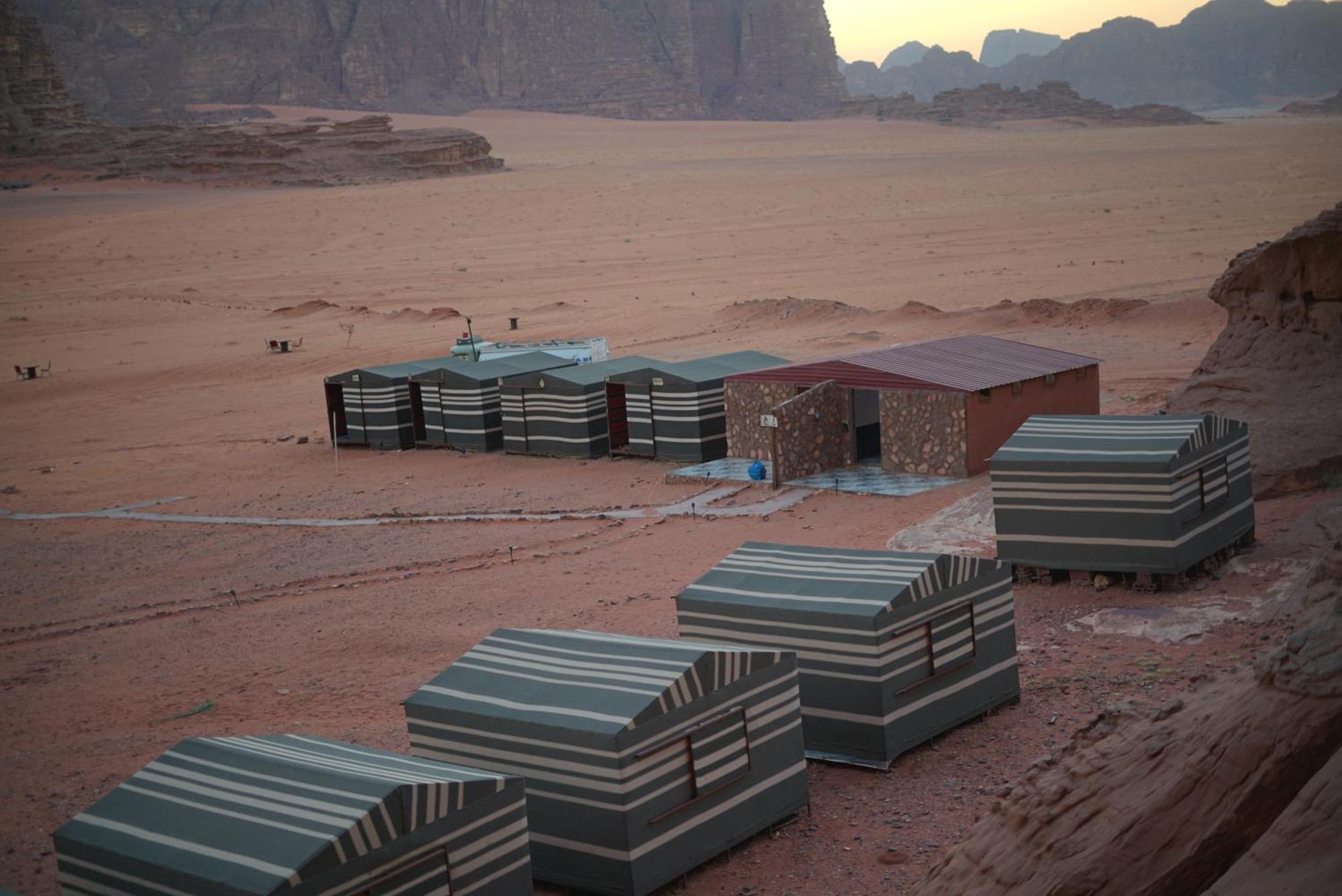 Magic Bedouin Star Hotel Wadi Rum Luaran gambar